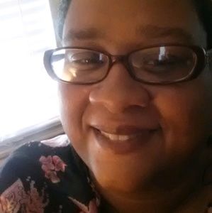 Meet your Posher, Malanika